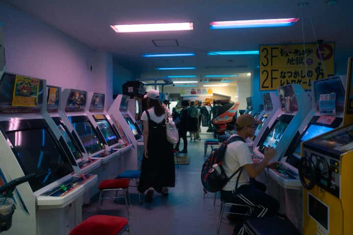 ゲームセンターの魅力と進化を探る!アーケードゲームの歴史について分かりやすく解説