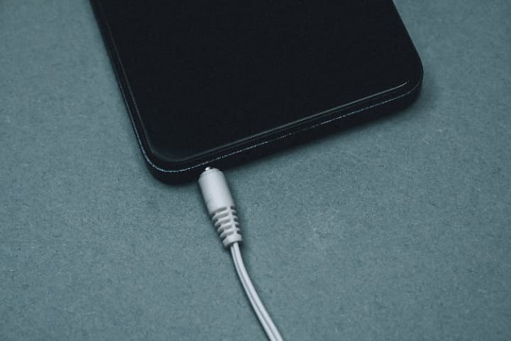 スマホが普及したことでスマホゲームが多く登場してしかも家庭用ゲーム機に引けを取らない