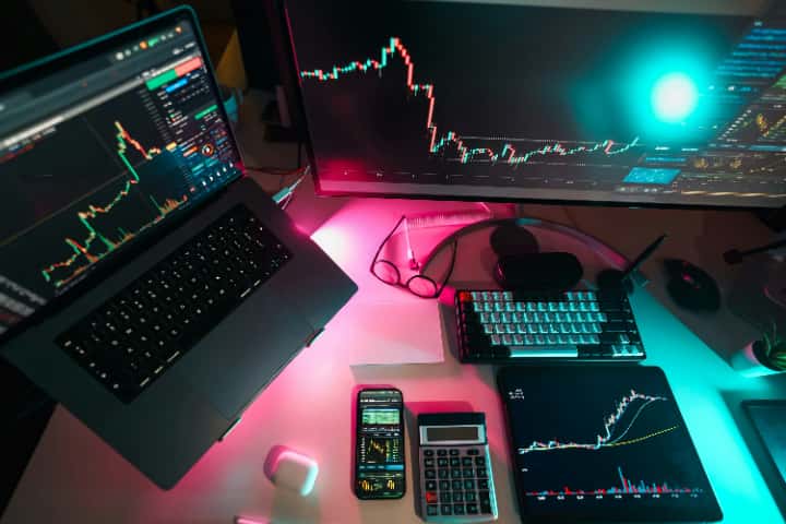 仮想通貨とは？仕組み・特徴・将来性まで初心者にもわかりやすく解説