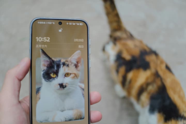スマートフォン開発を牽引するAI革新とサステナブル志向の最前線