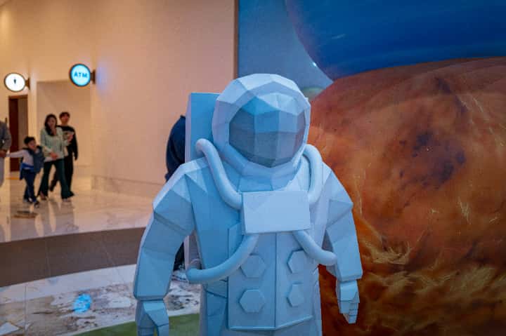 宇宙船で繰り返される心理戦と真実探求の物語『グノーシア』の魅力